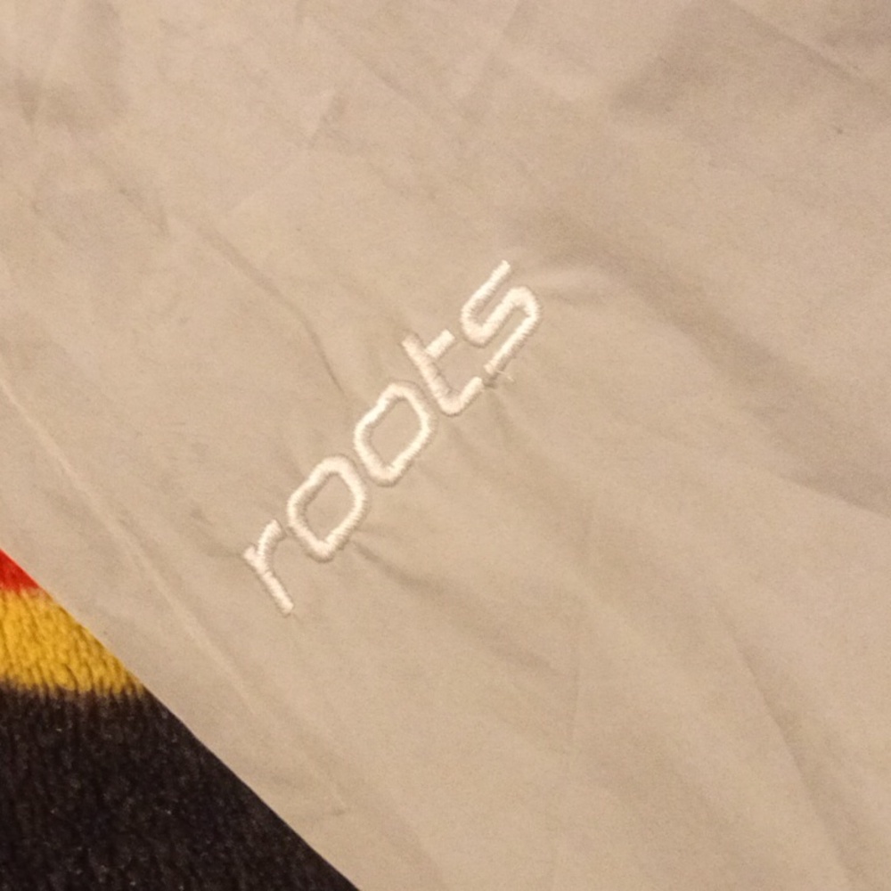 COPY - Roots Windbreaker Jacket - Picture 10 of 11